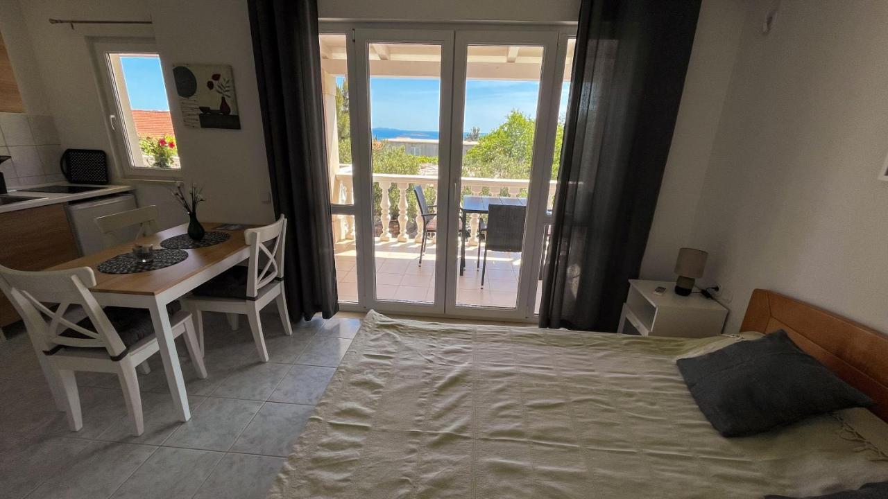 Villa Senija オレビック エクステリア 写真